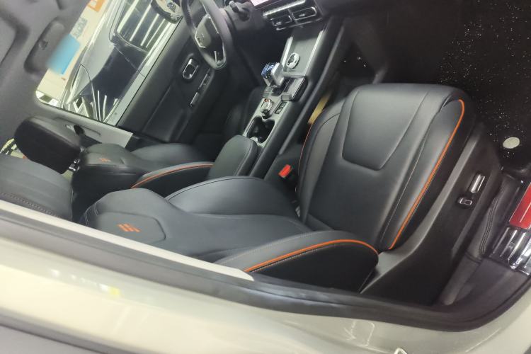 Used JETOUR Shanhai T1 2025 150 km Heading South