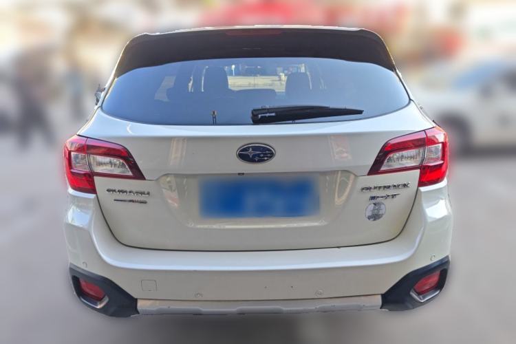 Used Subaru Outback 2015 2.0DIT Prestige Edition
