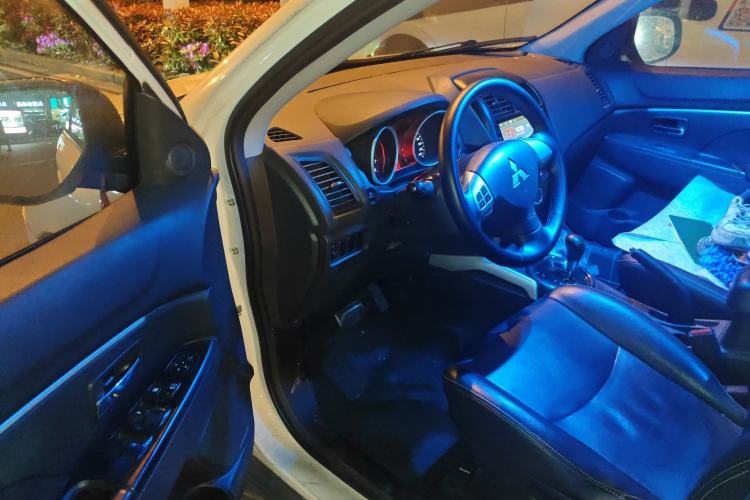 Used Mitsubishi ASX 2013 2.0L CVT Two-Wheel Drive Elite Edition
