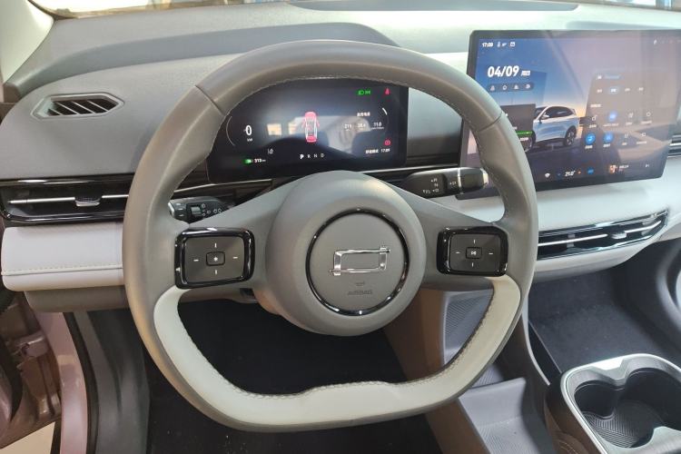 Used Bestune Yueyi 03 2025 565km Premium Edition Steering Wheel