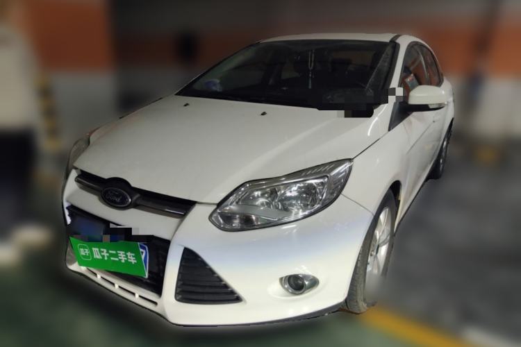Used Ford Focus 2012 Sedan 1.6L Automatic Fashion Edition