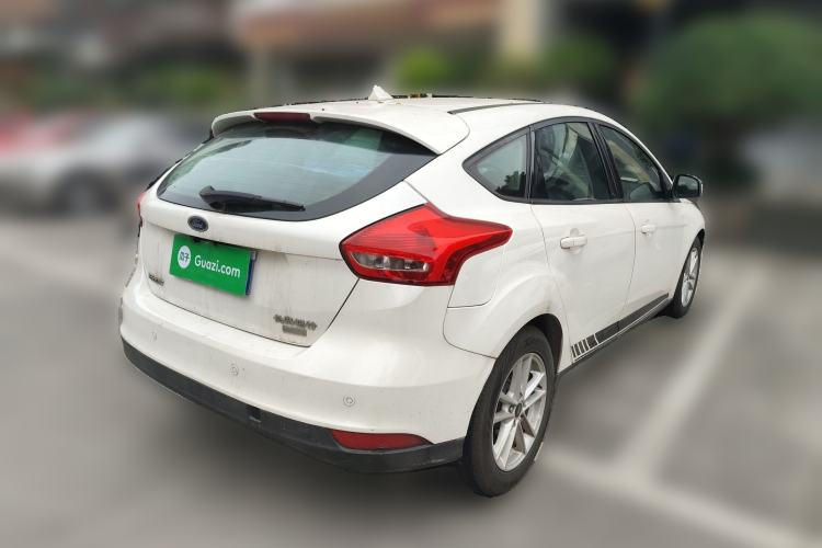 Used Ford Focus 2015 Hatchback EcoBoost 125 Automatic Supreme Style Edition