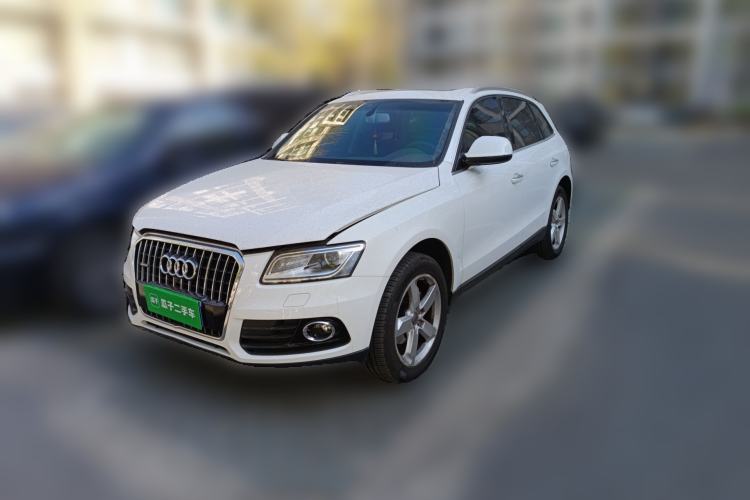 Used Audi Q5 2017 Plus 40 TFSI Technology Model