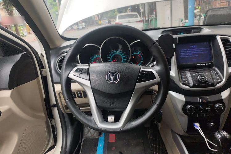 Used CHANGAN Eado 2014 1.6L Manual Luxury Model Steering Wheel