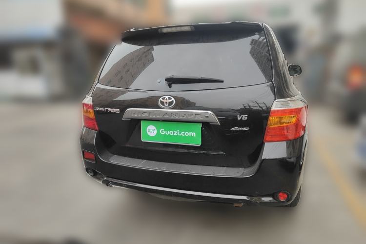 Used Toyota Highlander 2011 2.7L Two-Wheel Drive 7-Seater Luxury Edition
