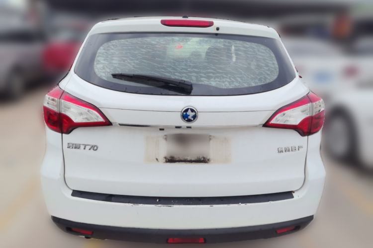 Used Venucia T70 2015 1.6L Manual Ruixing Edition Rear