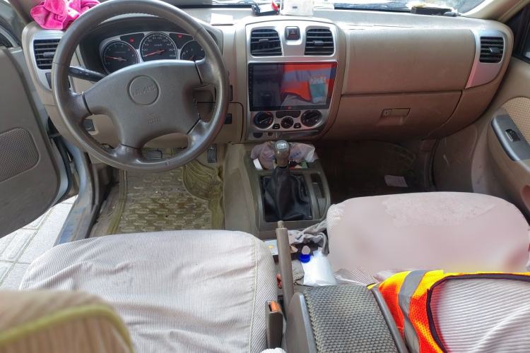 Used JMC Baodian 2013 2.8T Two-Wheel-Drive Diesel Luxury Fashion Edition