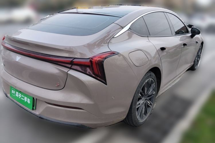 Used NETA S 2022 Extended-Range Version 1160 km Range Rear-Wheel Drive Mid-Grade