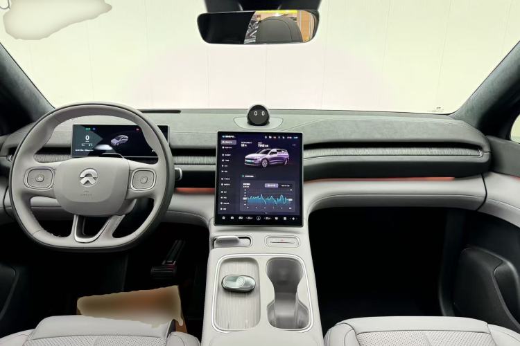 Used Nio EC6 2024 75 kWh
