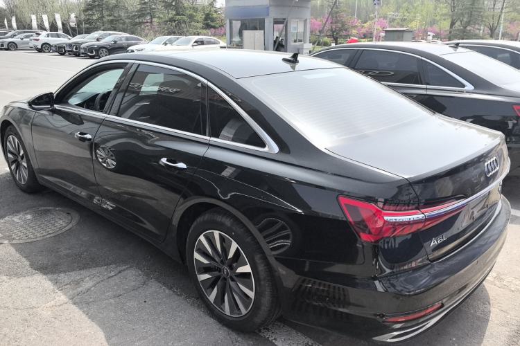 Used Audi A6L 2024 45 TFSI Prestige Elegant Edition
