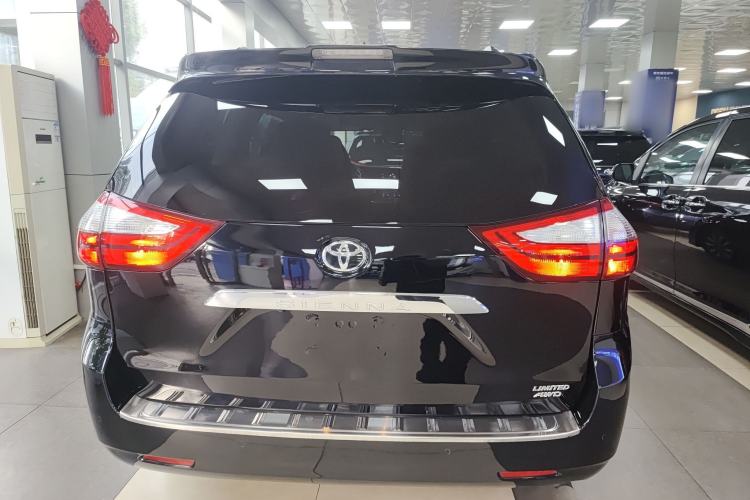 Used Toyota Sienna (Parallel Import) 2019 3.5L Four-Wheel Drive XLE 7 Seats U.S. Specification
