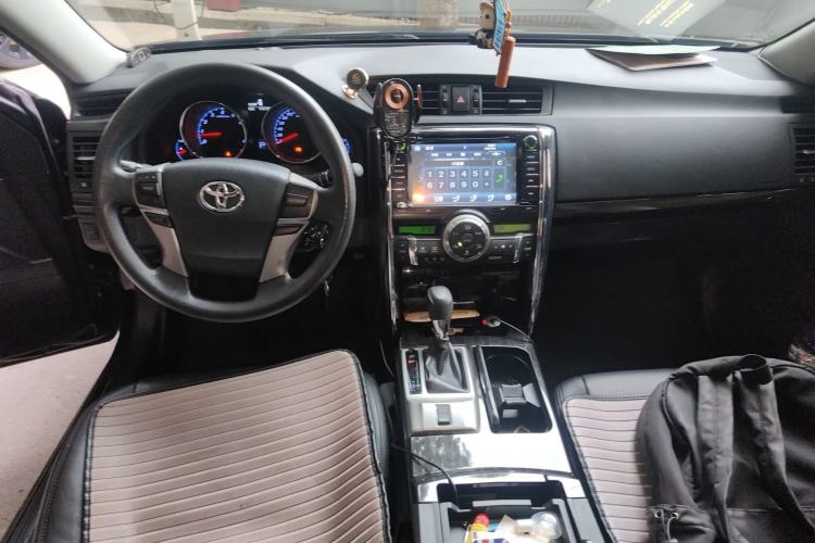 Used Toyota Reiz 2010 2.5S Fengdu Jinghua Edition Center Console