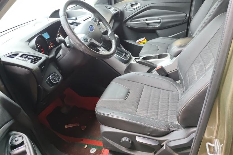 Used Ford Kuga 2013 1.6L GTDi Two-Wheel-Drive Comfort Model Left Front Seat