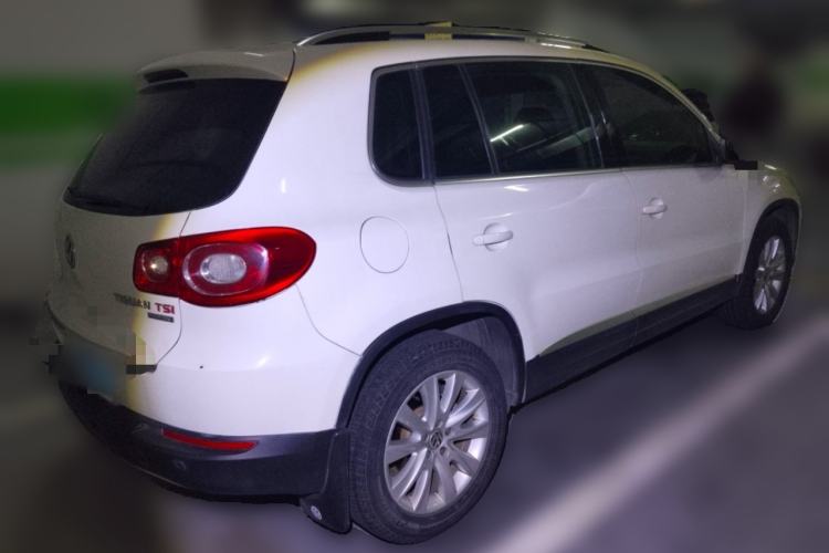 Used Volkswagen Tiguan 2012 2.0 TSI Automatic All-Wheel Drive Flagship Edition Rear Right 45 Deg