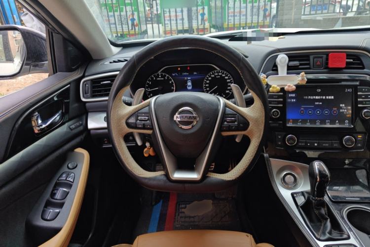 Used Nissan Maxima 2016 2.5L XV Ultimate Edition Steering Wheel