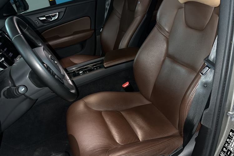 Used Volvo S60 2021 T4 Zhiyi Luxury Edition