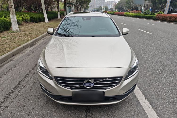 Used Volvo V60 2016 T5 Zhiyi Edition