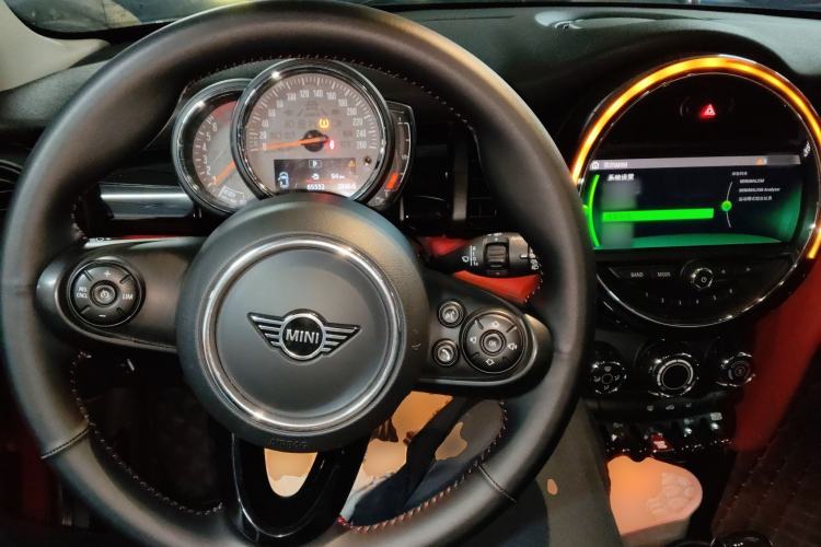 Used MINI MINI 2019 1.5T COOPER Classic Edition Five-Door Version
