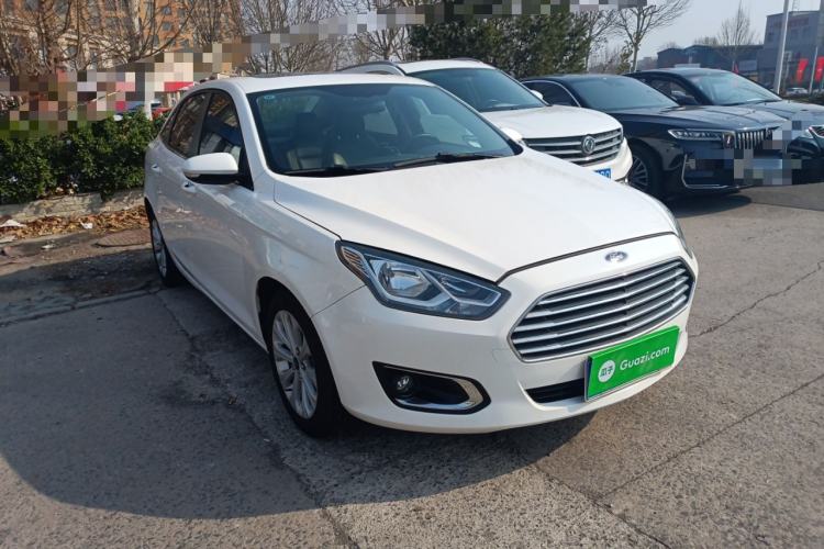 Used Ford Escort 2015 1.5L Automatic Fashion Model
