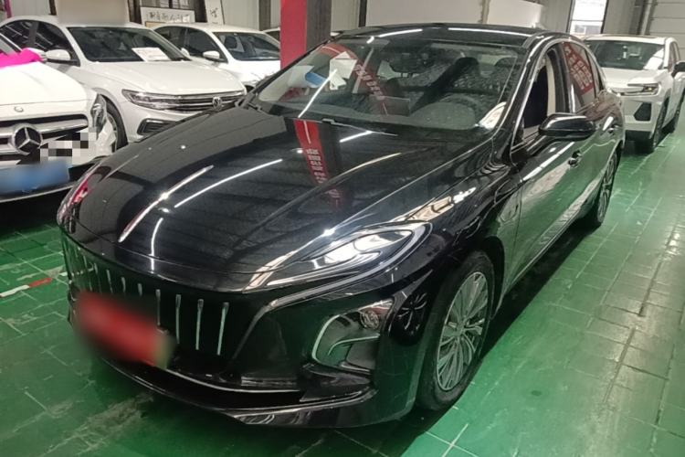 Used Hongqi E-QM5 2022 431 km Charge & Enjoy Edition