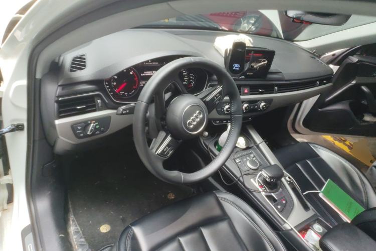 Used Audi A4L 2019 40 TFSI Ambition Version China V
