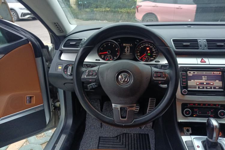 Used Volkswagen FAW-Volkswagen CC 2011 2.0 TSI Ultimate Edition