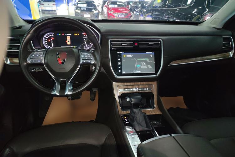 Used Roewe RX8 2018 30T Smart Connectivity Two-Wheel Drive Supreme Edition Center Console