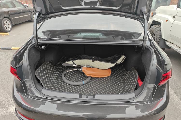 Used Volkswagen Sagitar 2024 300TSI DSG Excellence Edition Trunk