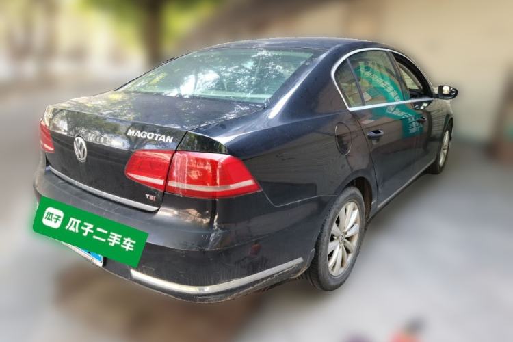 Used Volkswagen Magotan 2013 1.8TSI Luxury Model Rear Right 45 Deg