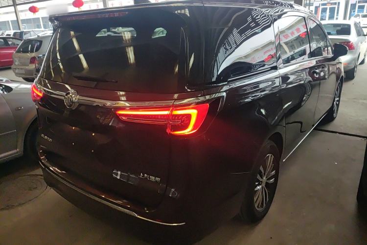 Used Buick GL8 2022 ES Landtrek 653T Luxury Edition