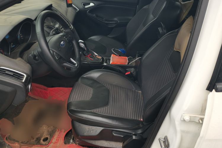 Used Ford Focus 2018 Sedan Classic 1.6L Automatic Trendy SmartDrive Edition