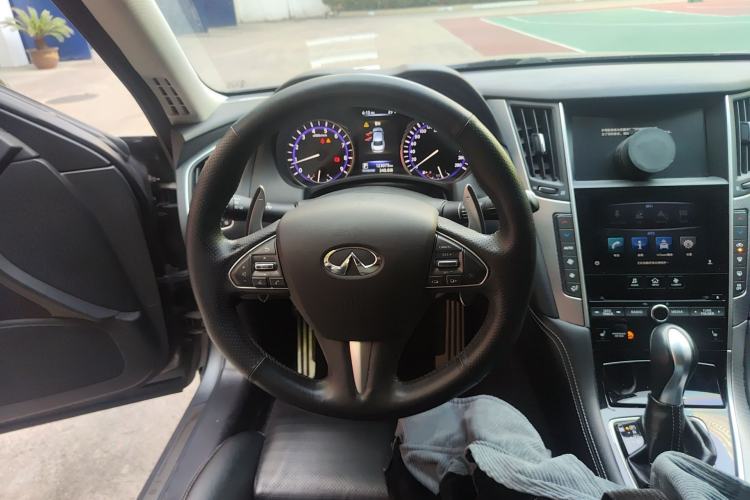 Used Infiniti Q50 2014 3.7L Luxury Sport Edition Steering Wheel