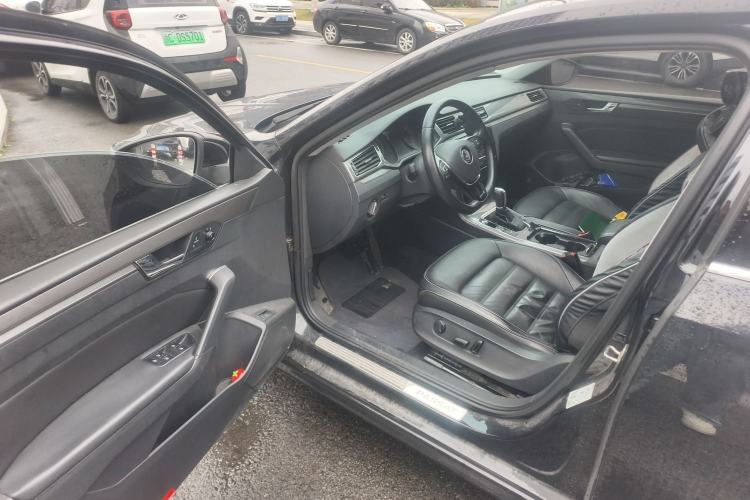 Used Volkswagen Passat 2017 280TSI DSG Luxury Edition