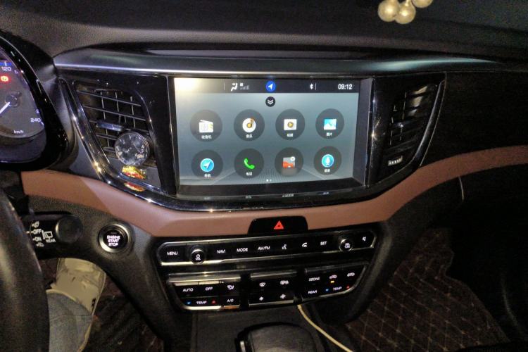 Used GAC Trumpchi GS8 2017 320T Two-Wheel Drive Luxury Smart Connectivity Version (7 Seats)
