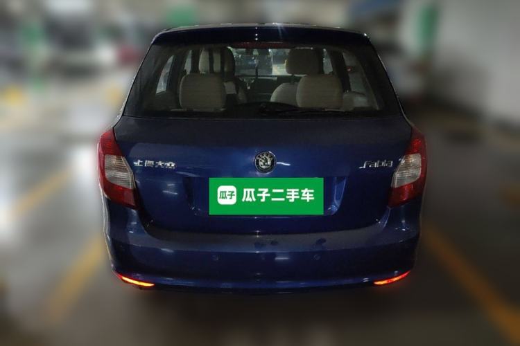 Used Skoda Fabia 2012 1.4L Automatic Crystal Edition
