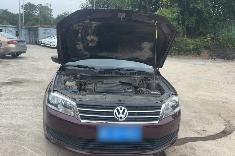 Used Volkswagen Lavida 2013 Revised Classic 1.6L Automatic Fashion Edition