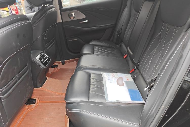 Used Chery Arrizo 8 2023 High-Performance Edition 2.0T DCT Powerfully Equipped Left Rear Seat