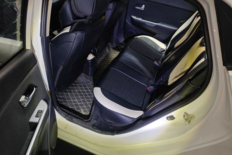 Used Kia K2 2015 Sedan 1.4L MT GLS