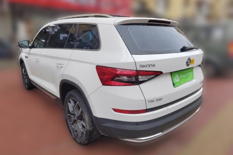 Used Skoda Kodiaq 2018 TSI330 7-Seater Two-Wheel-Drive Luxury Enjoyment Edition Rear Left 45 Deg