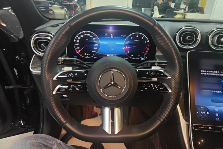 Used Mercedes-Benz C-Class 2023 Second Facelift C 260 L Sport Edition Steering Wheel