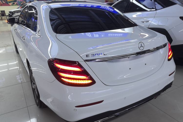 Used Mercedes-Benz E-Class 2019 E 300 L Sporty and Stylish Model