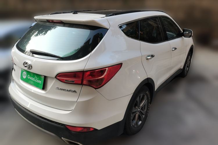 Used Hyundai Santa Fe 2013 2.4L Automatic Two-Wheel Drive Smart Version