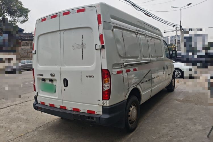 Used SAIC MAXUS Xintu V80 2020 2.5T Manual Classic City Delivery King Long Wheelbase Mid-Height 2/3 Seats
