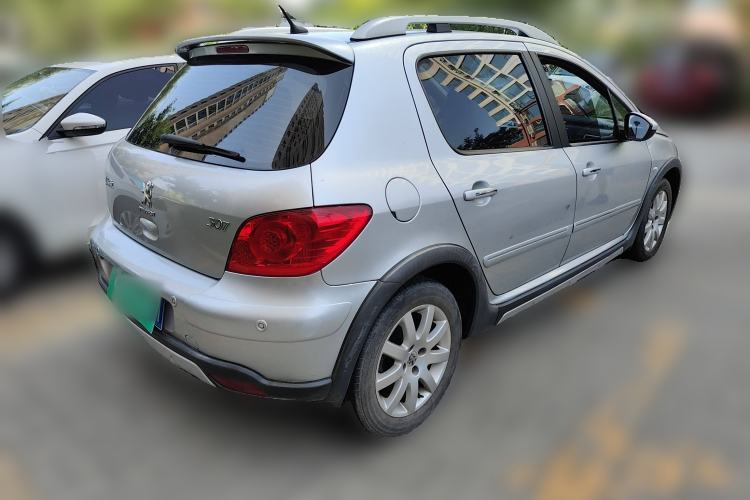 Used Peugeot 307 2013 1.6L Manual CROSS