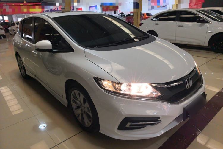 Used Honda Jade 2017 1.8L automatic Comfort version 5 seats
