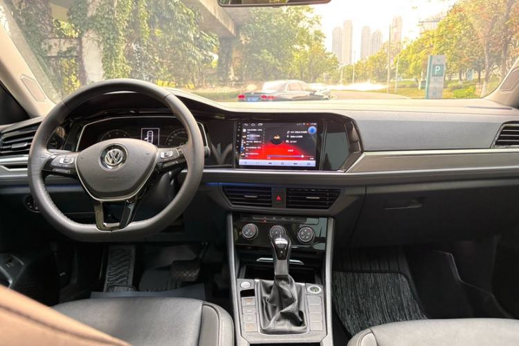 Used Volkswagen Sagitar 2020 280TSI DSG Comfort Version China VI Standard Interior 1