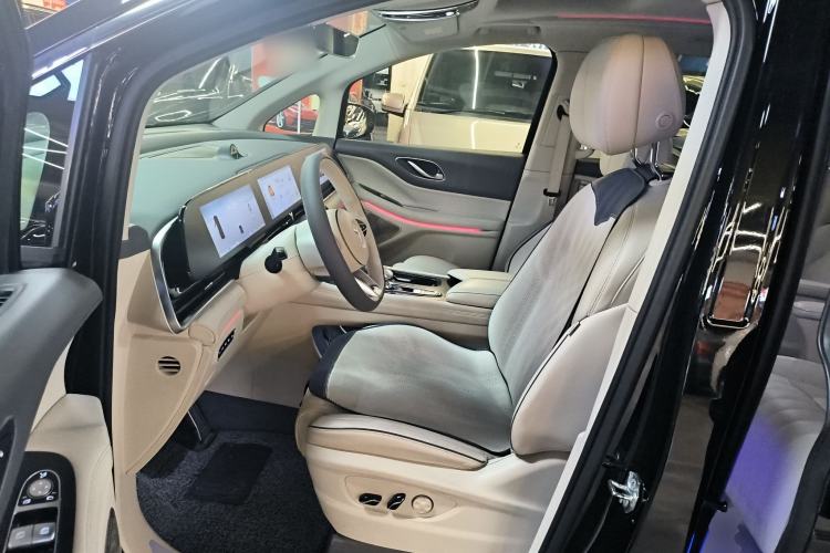 Used VOYAH Dream 2022 Low-Carbon Edition Dream+ Smart Enjoyment Package Left Front Seat