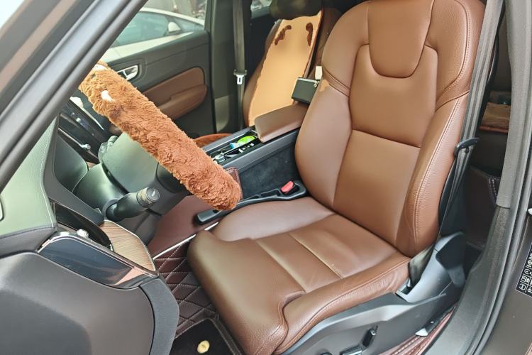 Used Volvo XC60 2021 T5 4x4 Smart Luxury Edition