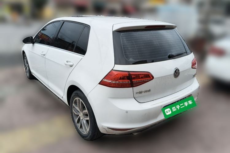 Used Volkswagen Golf 2016 230TSI Automatic Luxury Version
