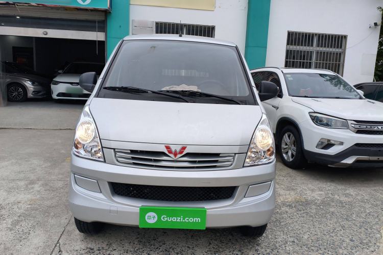 Used Wuling Rongguang S 2023 1.5L Base Version 5/7 Seats
